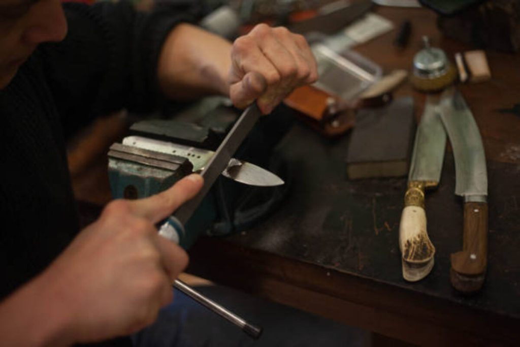 best knife manufacturers