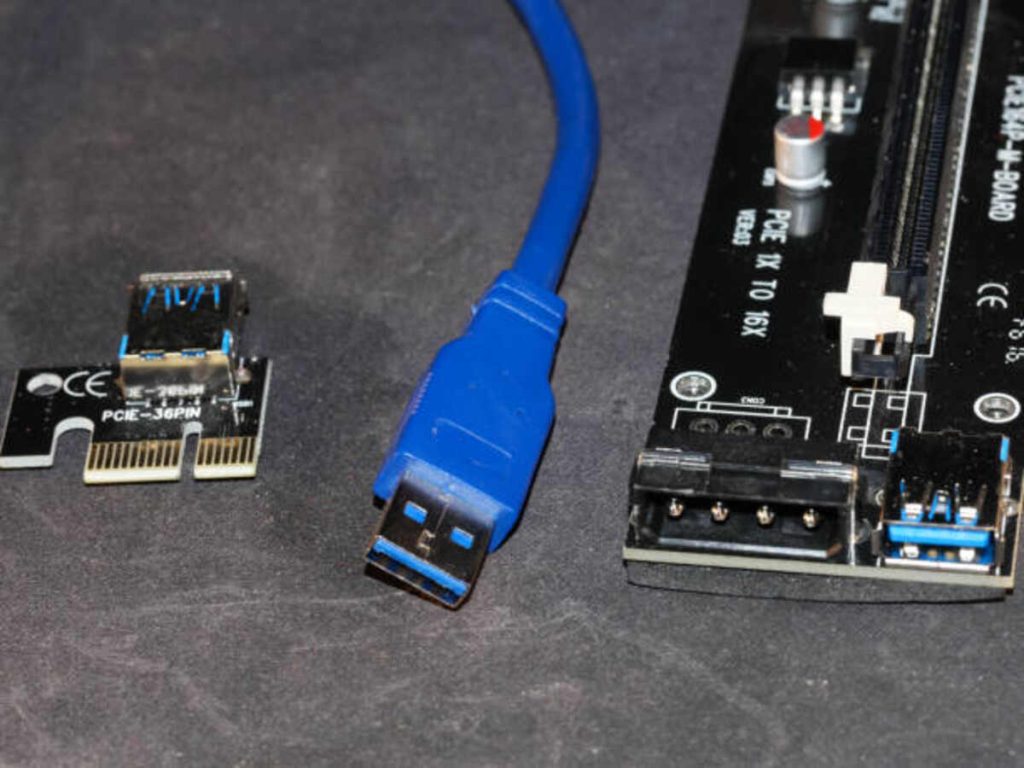 Are DVI and DVI-I Connectors