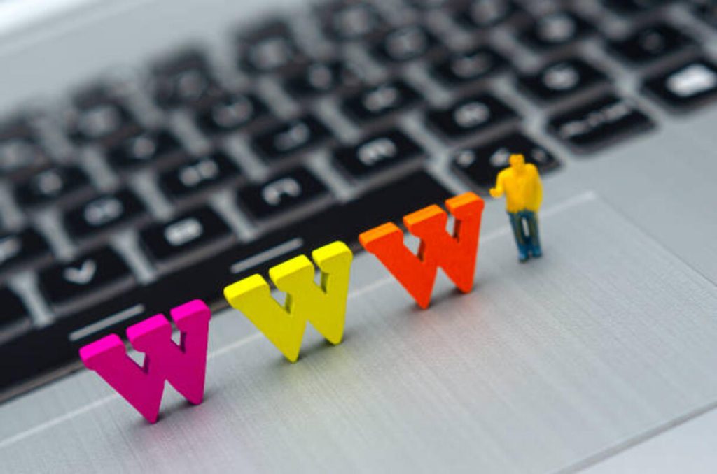 How do I find the right dofollow forum profile backlinks?