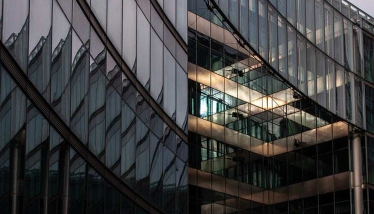 vacuum insulating glazing