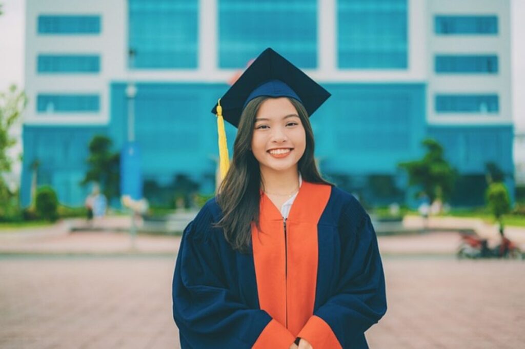 Employment Opportunities with a Postgraduate Degree or diploma